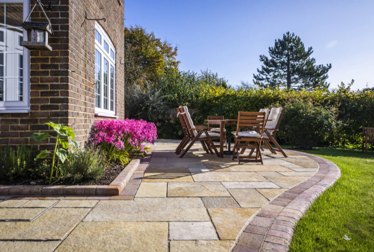 Best Paving Slabs for Irish Gardens A Complete Buyer’s Guide (2026)